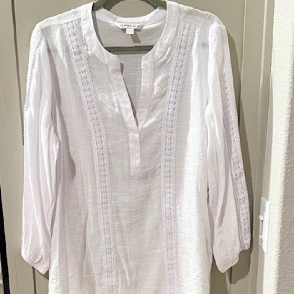 White Feminine Blouse by COUNTERPARTS - Picture 2 of 16